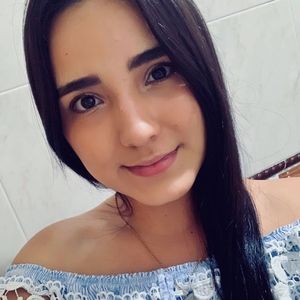 Meet your Posher, Lorena